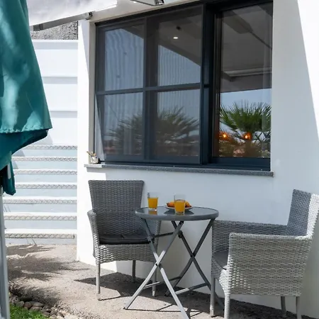 Casinha Atlantica - Sea View Garden By Lovelystay *